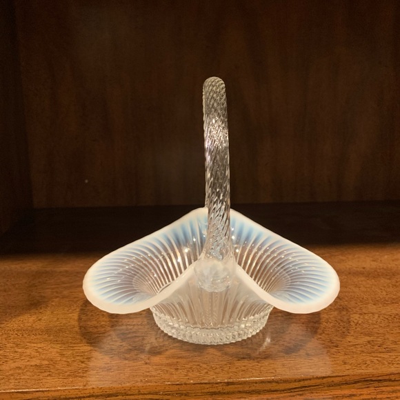 Fenton Other - Fenton Glass French Opalescent Sheffield Basket